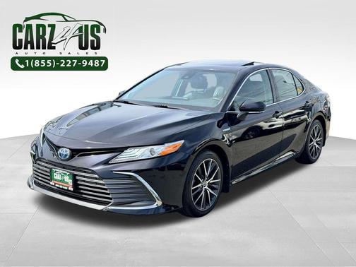 Midnight Black Metallic 2021 Toyota Camry Hybrid XLE