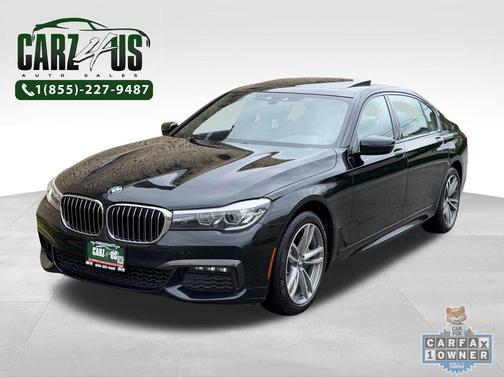 Black Sapphire Metallic 2019 BMW 740 xDrive