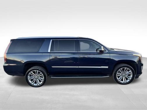 2019 Cadillac Escalade ESV Luxury