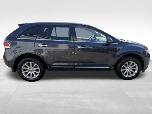 2013 Lincoln MKX Base