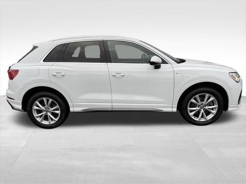 2021 Audi Q3 45 S line Premium Plus