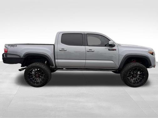 2017 Toyota Tacoma Base