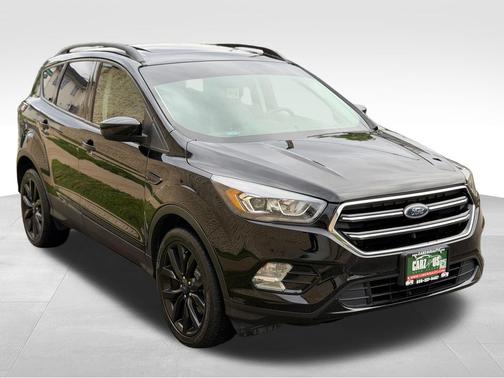 Shadow Black 2018 Ford Escape SE