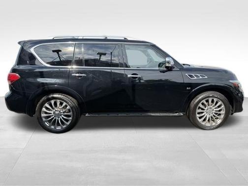 2016 INFINITI QX80 Base