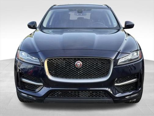 2018 Jaguar F-PACE 30t R-Sport