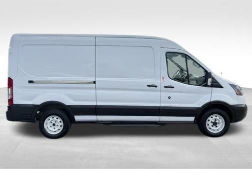 Oxford White 2018 Ford Transit-150 Base