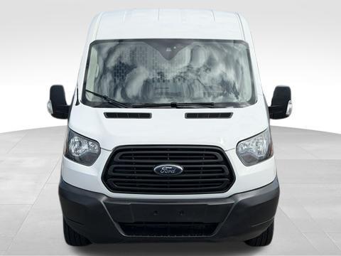 Oxford White 2018 Ford Transit-150 Base