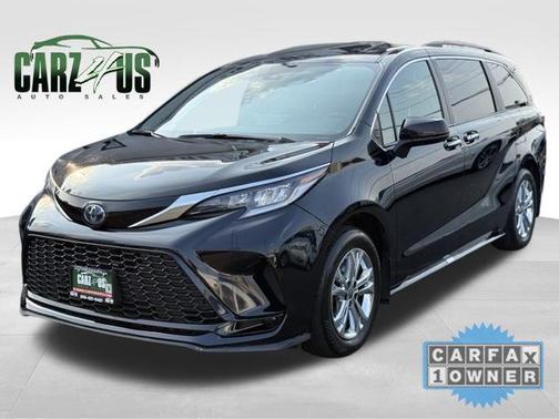 2022 Toyota Sienna XSE 7 Passenger