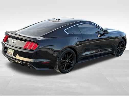 2016 Ford Mustang EcoBoost Premium