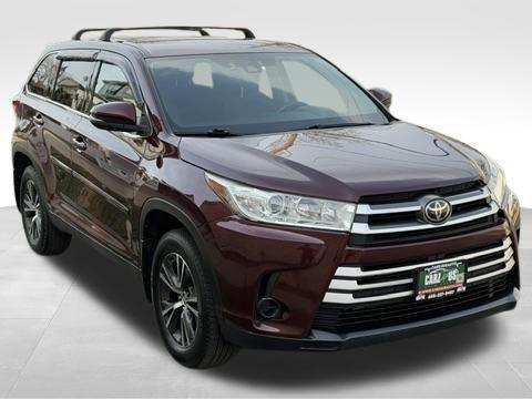Ooh La La Rouge Mica 2019 Toyota Highlander LE