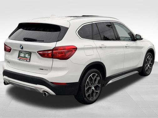 Alpine White 2021 BMW X1 xDrive28i