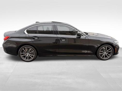 2021 BMW 330 xDrive