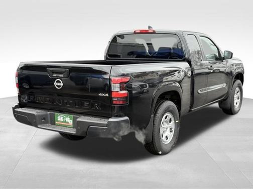 2025 Nissan Frontier S
