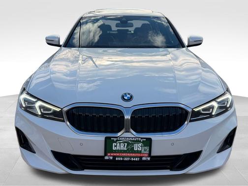 Mineral White Metallic 2023 BMW 330e xDrive