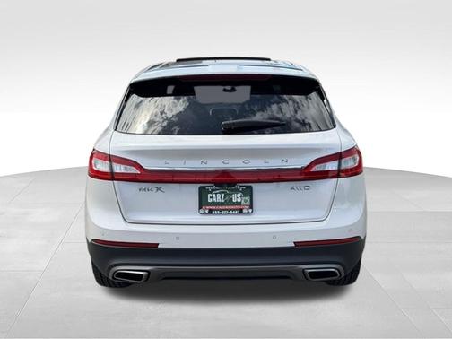 White Platinum Clearcoat Metallic 2017 Lincoln MKX Reserve