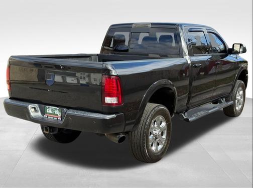 2018 RAM 2500 Laramie Crew Cab 4x4 6'4' Box