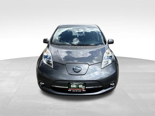 Gun Metallic 2017 Nissan Leaf SL