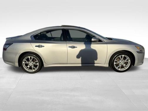 2014 Nissan Maxima SV