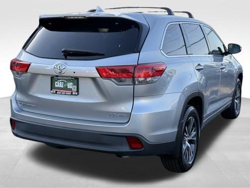 2017 Toyota Highlander LE