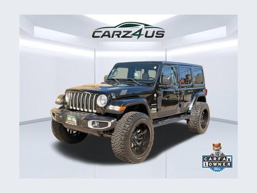 Black Clearcoat 2019 Jeep Wrangler Unlimited Sahara
