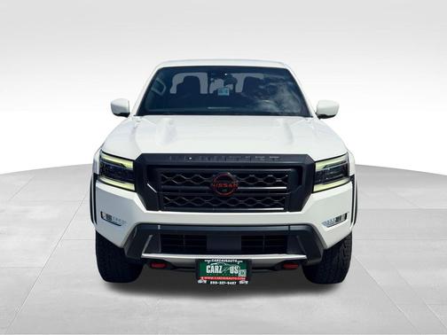 Glacier White 2022 Nissan Frontier PRO-4X