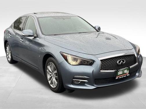2015 INFINITI Q50 Premium