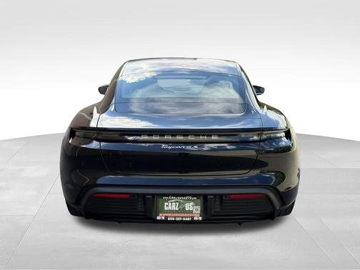Jet Black Metallic 2020 Porsche Taycan 4S