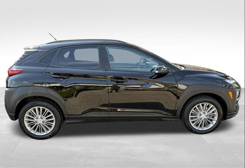 Ultra Black 2021 Hyundai KONA SEL