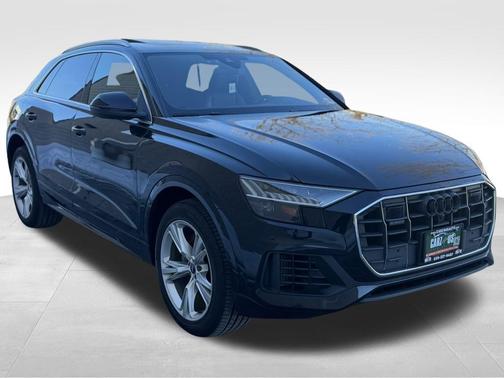 2021 Audi Q8 55 Premium Plus