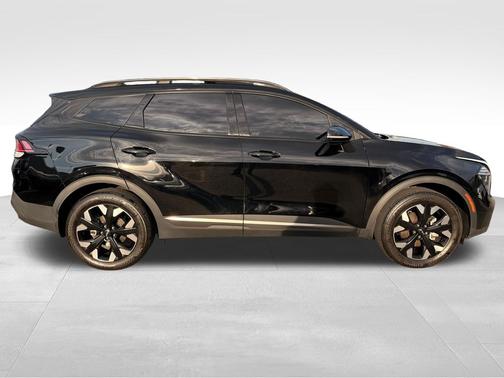 Ebony Black 2024 Kia Sportage X-Line