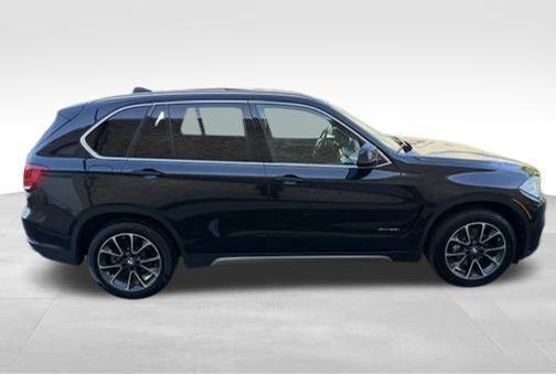 Black Sapphire Metallic 2018 BMW X5 xDrive35i