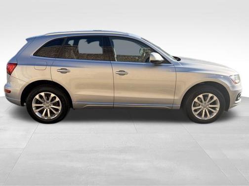 2016 Audi Q5 2.0T Premium Plus