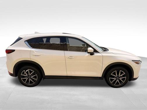 Snowflake White Pearl Mica 2017 Mazda CX-5 Grand Touring