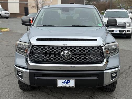 2018 Toyota Tundra TRD PKG. 5.7L V8