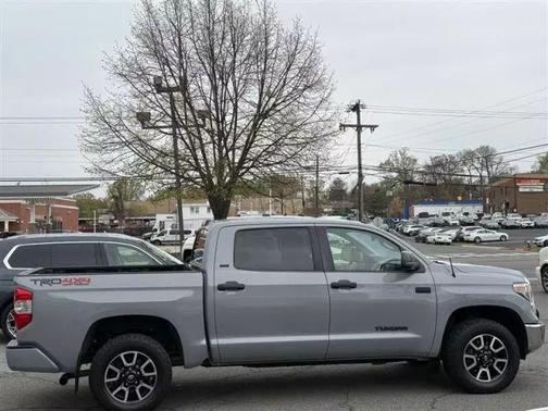 2018 Toyota Tundra SR5