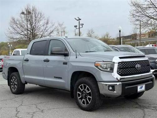 2018 Toyota Tundra SR5