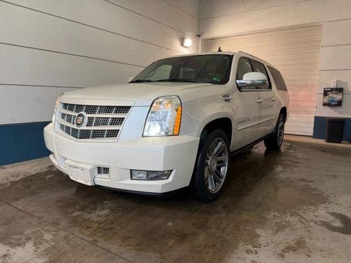2013 Cadillac Escalade ESV Premium