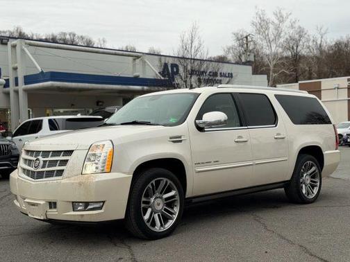 2013 Cadillac Escalade ESV Premium