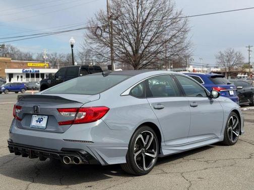 2022 Honda Accord Sport SE