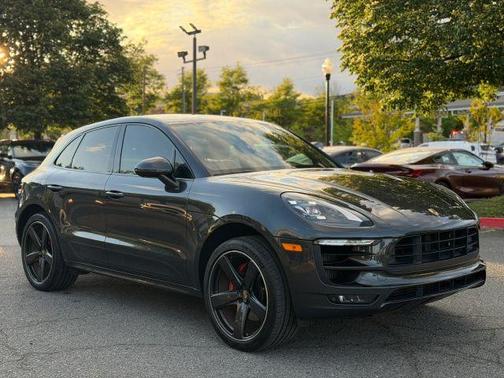 Gray 2018 Porsche Macan GTS