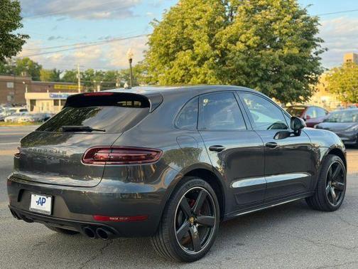 Gray 2018 Porsche Macan GTS