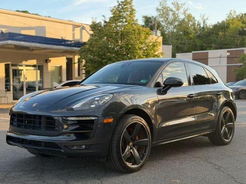 Gray 2018 Porsche Macan GTS