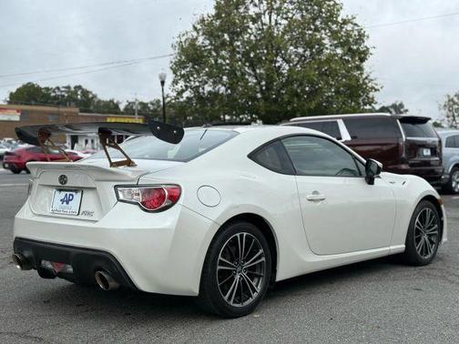 2014 Scion FR-S 