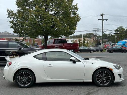 2014 Scion FR-S 