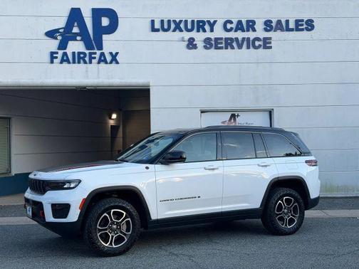 2022 Jeep Grand Cherokee Trailhawk