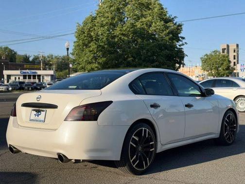 Winter Frost Pearl 2009 Nissan Maxima 3.5 S