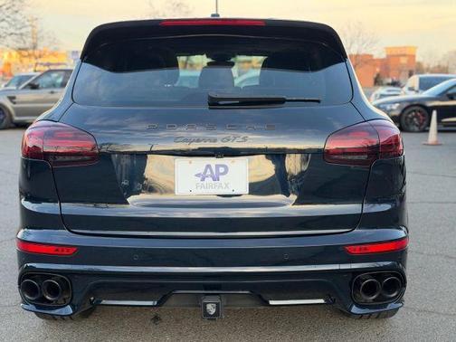 2016 Porsche Cayenne GTS