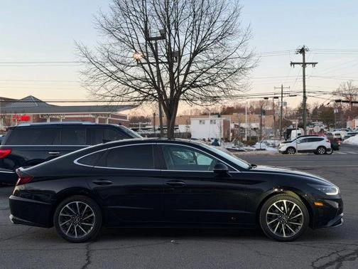 2020 Hyundai SONATA Limited