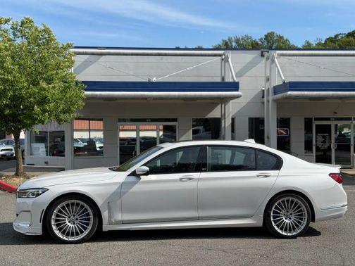White 2022 BMW ALPINA B7 xDrive