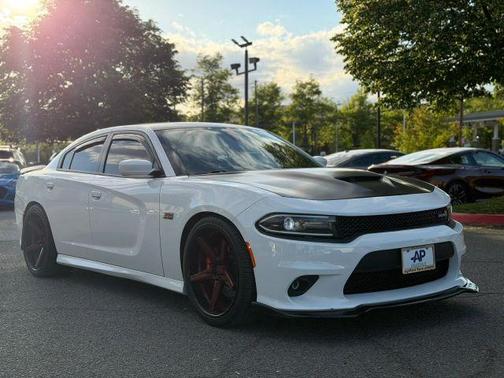 2015 Dodge Charger R/T Scat Pack